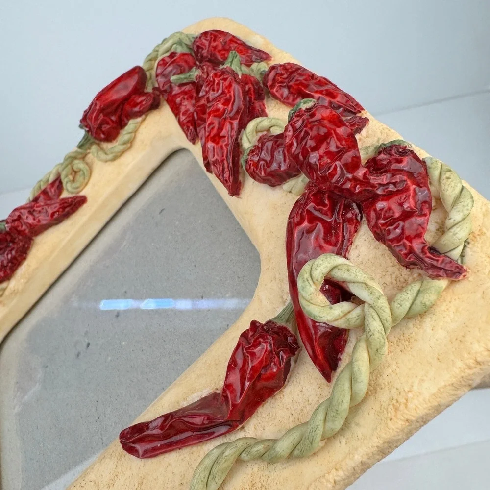 Frameology Red Chili Peppers Adobe Style 3d Resin Ceramic Picture Frame Souvenir